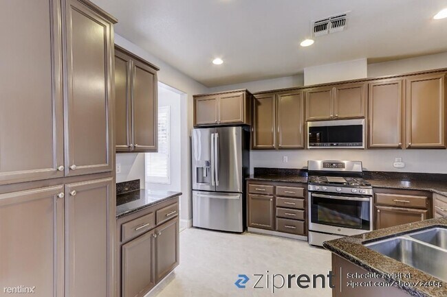 Building Photo - 3 br, 3 bath House - 657 Humbert St, Folso...
