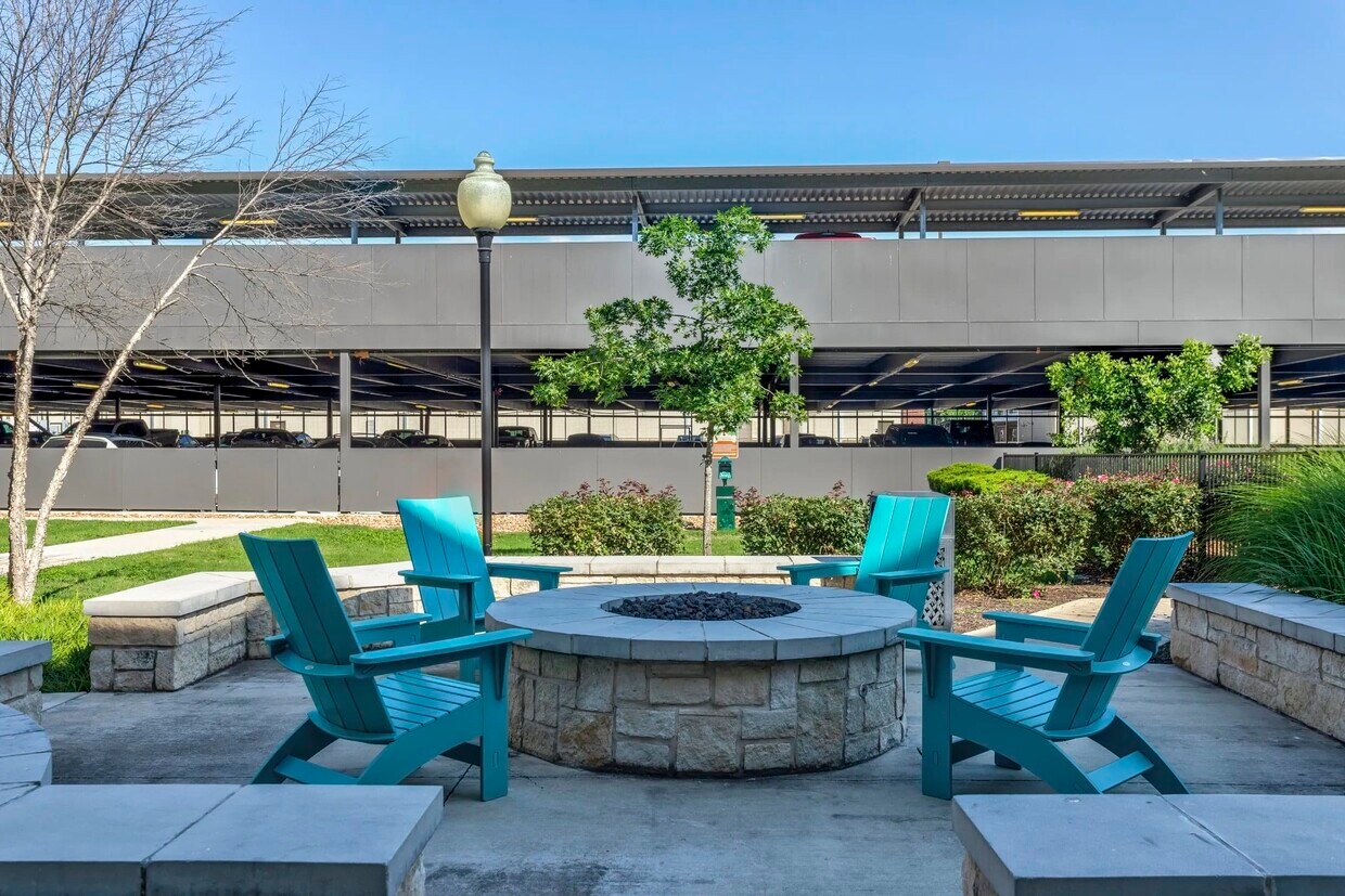 Foto principal - 2120 Stephens Pl