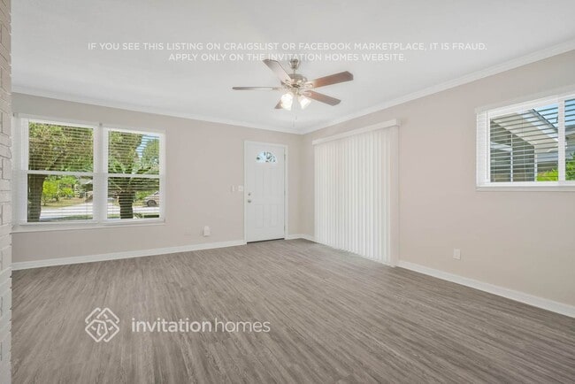 Foto del edificio - 11630 Sands Ave