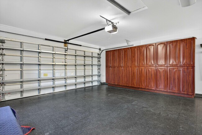 Foto del edificio - 513 S Riverside Dr