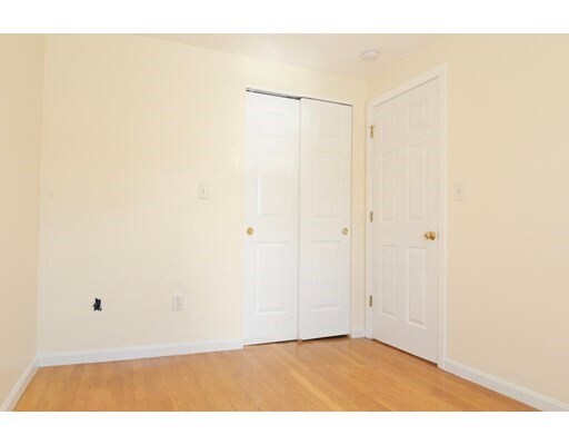 Foto del edificio - 174 Maverick St