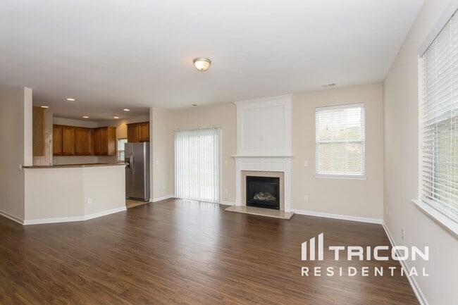 Foto del edificio - 915 Old Forester Ln
