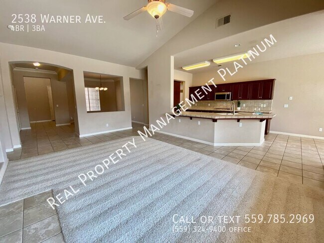 Foto del edificio - $2395  4 Bedroom Home - Temperance & Hernd...