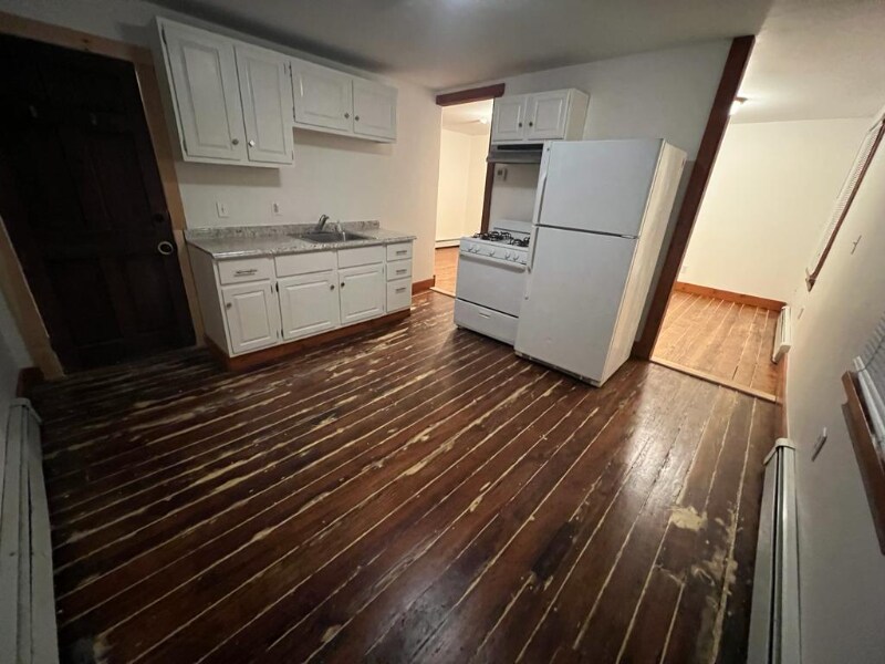 Primary Photo - 230 Power St