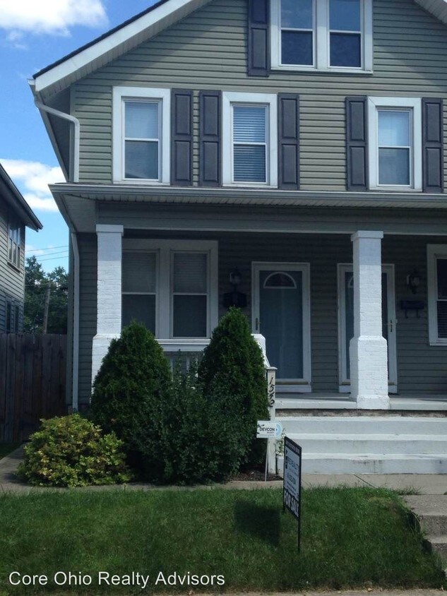 Primary Photo - 1542 S 4th St