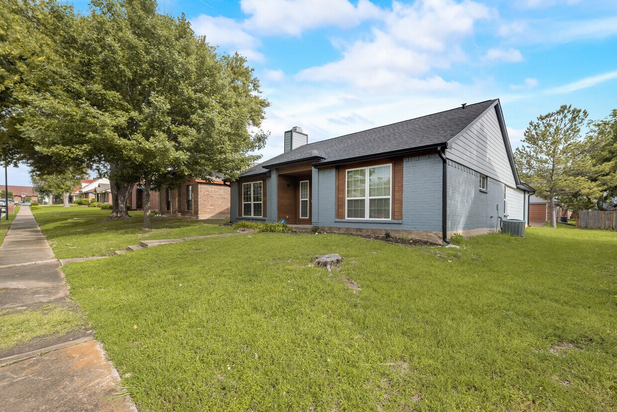 9408 Cedar Run Dr, Dallas, TX 75227 House Rental in Dallas, TX