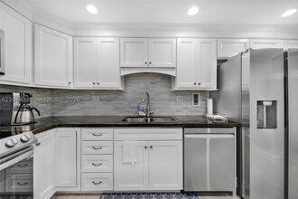 Building Photo - 4250 Galt Ocean Dr