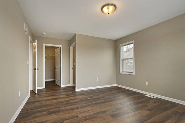 Foto del edificio - 336 Cattail Ct