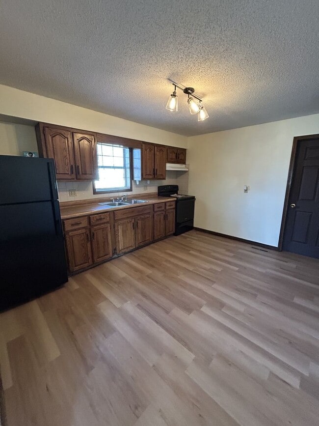 Foto del edificio - Cute and Cozy 2BR/1BA House - A MUST SEE!