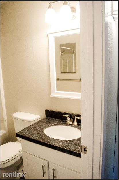 Building Photo - 2 br, 1 bath Apartment - 1801 W 700 N A12
