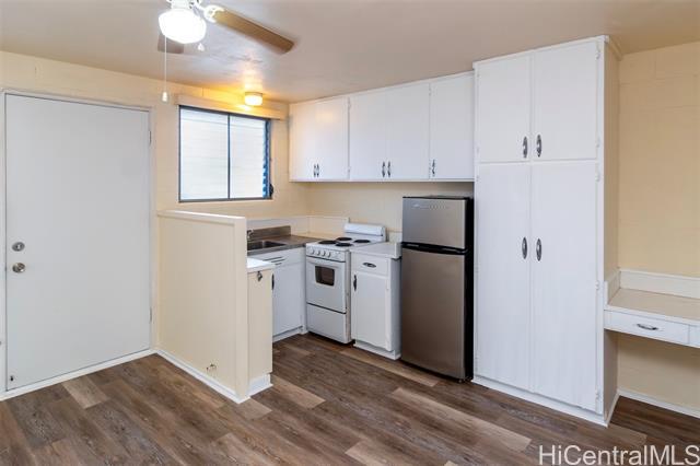 Building Photo - 1418 Liholiho St
