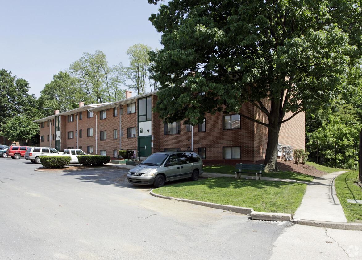 Building Photo - Harrisburg Park Apartments