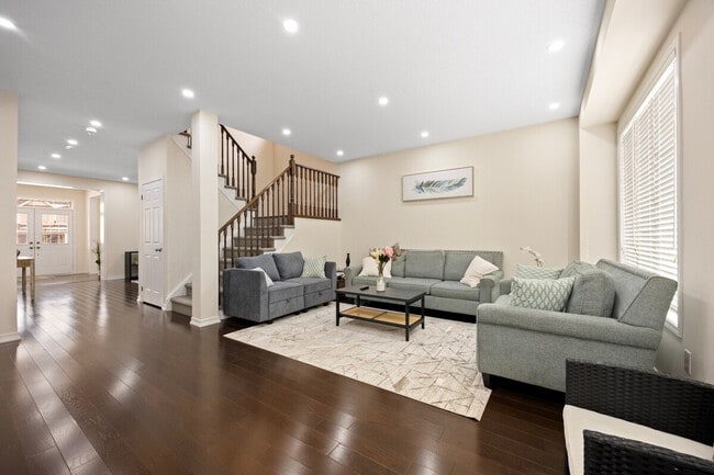 Building Photo - 7730 Black Maple Dr