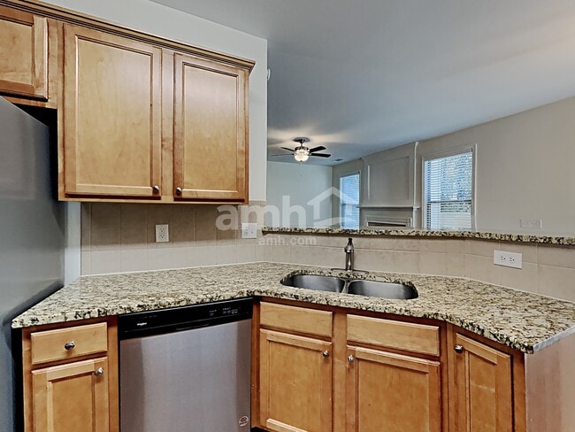 Foto del edificio - 1786 Stoney Chase Dr