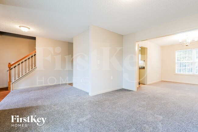 Foto del edificio - 894 Hawk Creek Trail