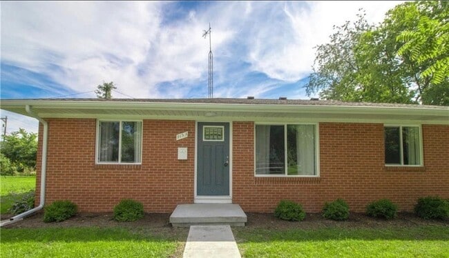 Foto del edificio - 915 Rimer Dr