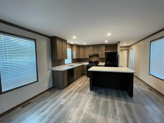 Foto del edificio - 88 Normandy Dr