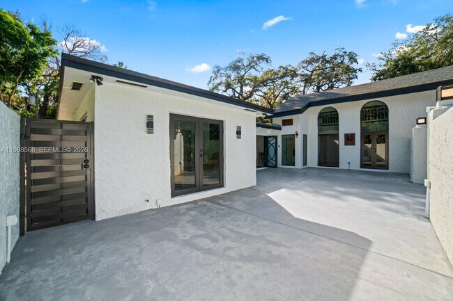 Building Photo - 1730 NE 137th Terrace