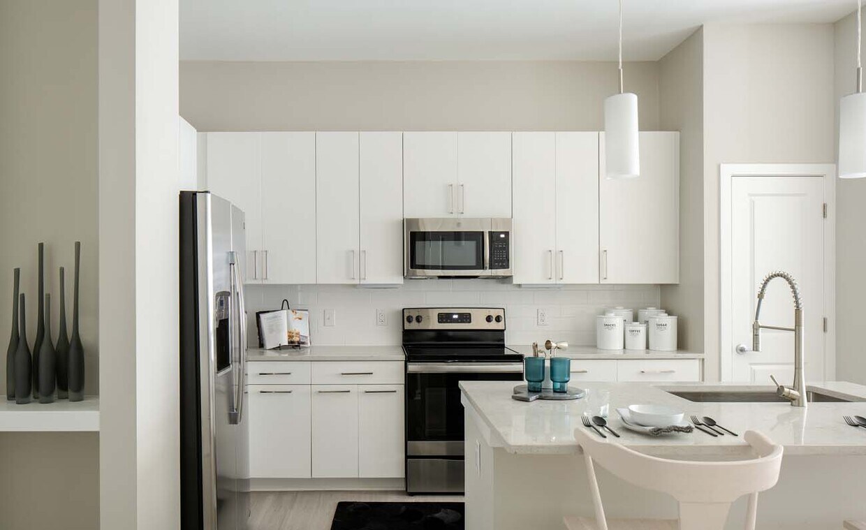 Bainbridge NoDa Apartments at 2509 North Davidson St Charlotte, NC