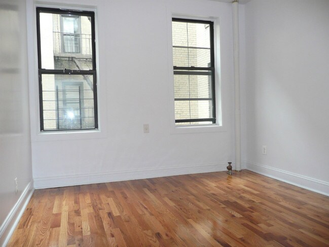 Foto del edificio - 845 Riverside Dr