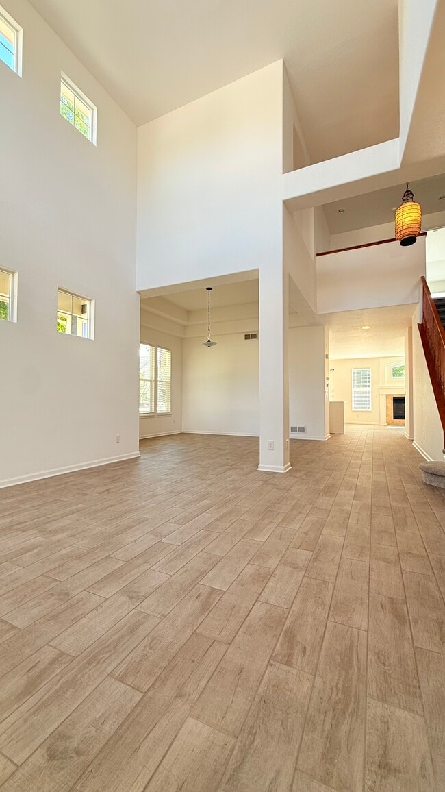 Building Photo - 8411 Briar Trace Dr