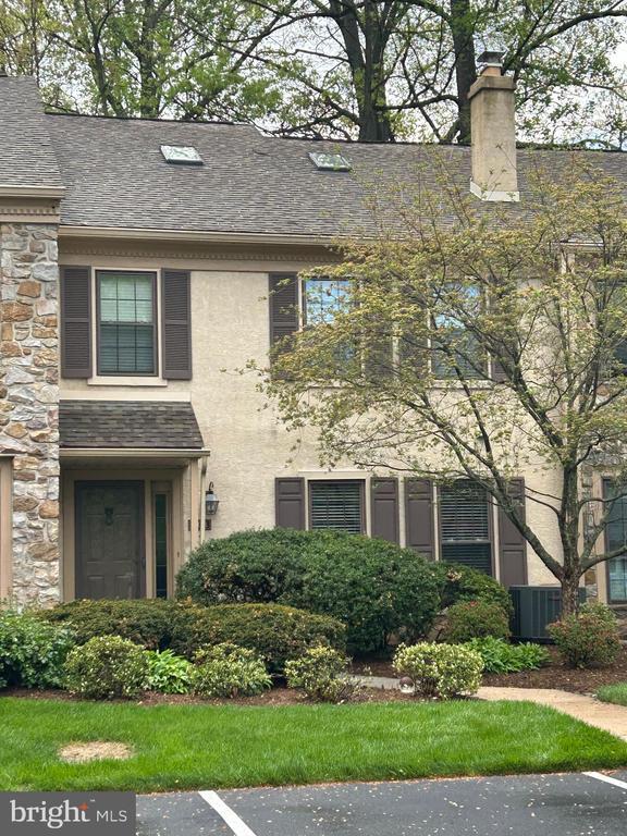 Primary Photo - 403 Weatherstone Dr