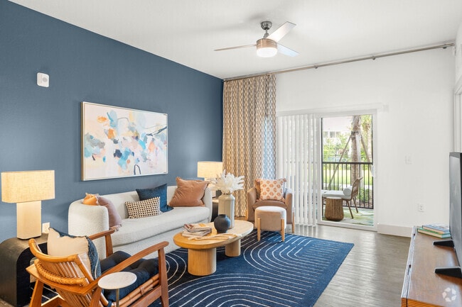 2BR, 2BA - 1064SF - Lucie at Tradition