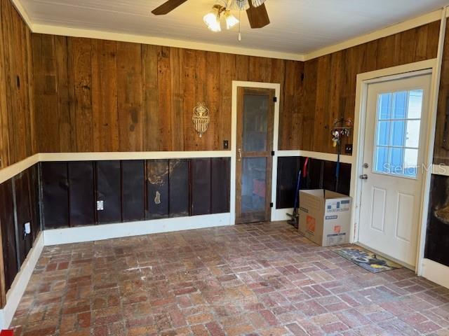 Building Photo - 1905 Myrtle Lake Ave