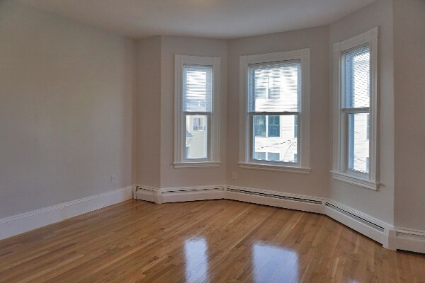 Building Photo - 6 Ivaloo St