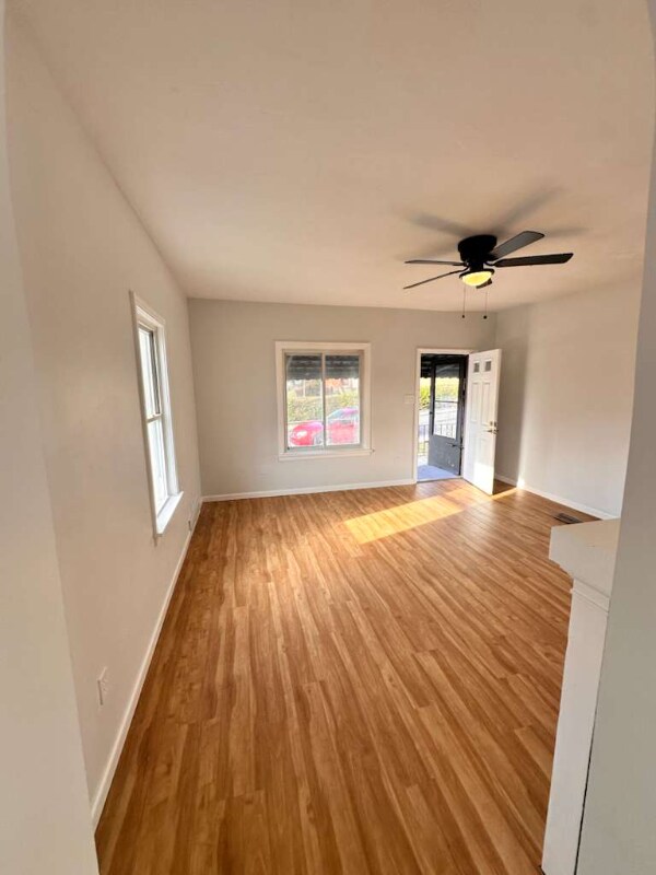 Foto del edificio - 165 Highland Ave