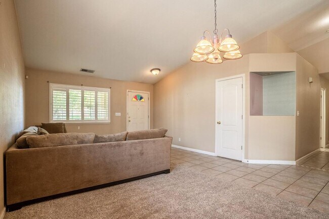 Foto del edificio - 5304 Countrybrook Ln