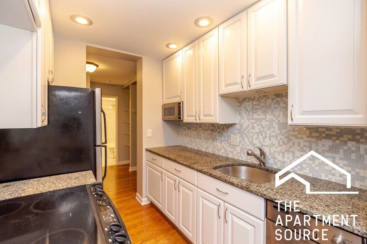 Foto principal - 744 W Gordon Terrace