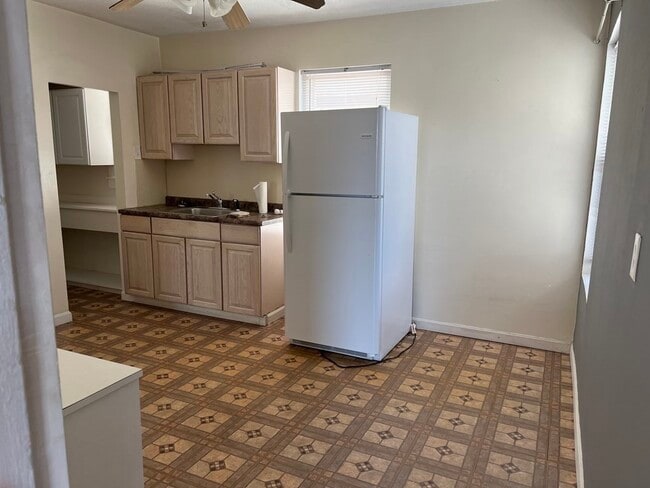 Building Photo - 108 Highland Ave