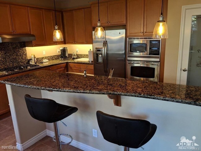 Building Photo - 2 br, 2.5 bath House - 458 Monte Vista