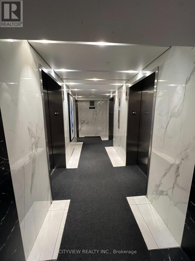 Photo du bâtiment - 4065 Confederation Pkwy