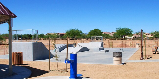 Building Photo - Rancho Sahuarita! Move in 12-30-19! $1200