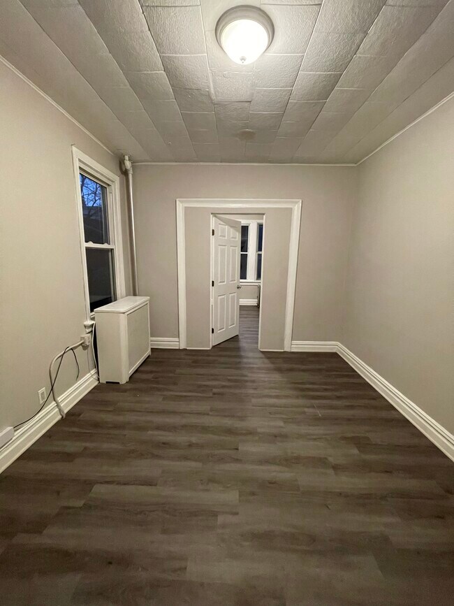 241 Duncan Ave Unit 2 - 237 Duncan Ave