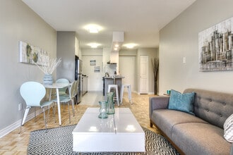 Building Photo - Le 1436 Mackay