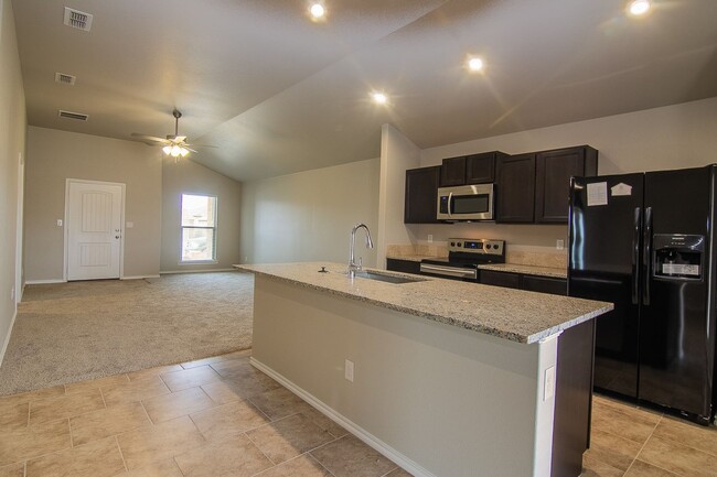 Building Photo - 3 bed 2 bath Cooper ISD