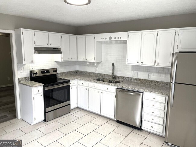 Foto del edificio - 859 Park Pl NE