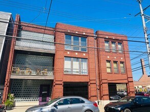 Building Photo - 104 S 24th St