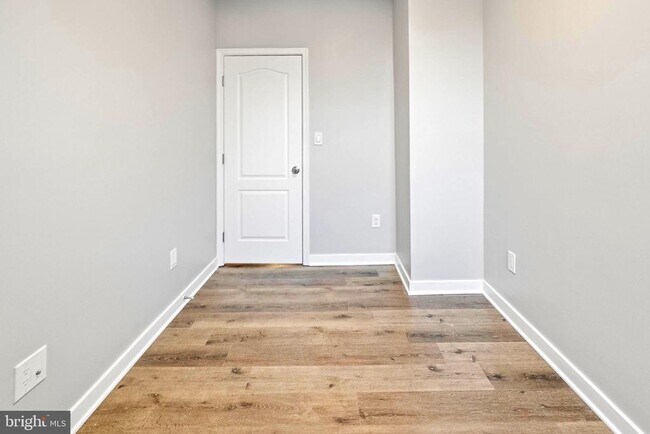 Building Photo - 511 Wildwood Pkwy