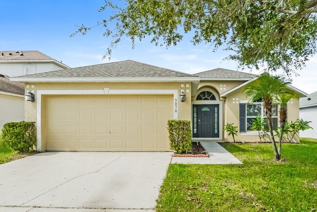 Building Photo - 5070 Silver Thistle Ln