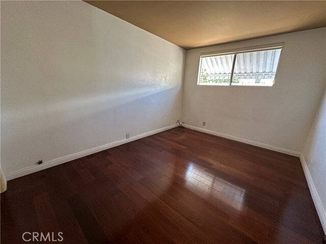 Foto del edificio - 2115 Holly Ave