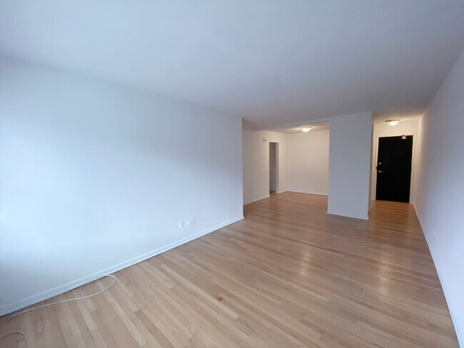 Foto del edificio - 516 W Melrose St