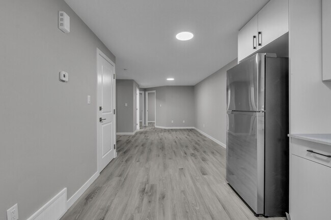 Photo du bâtiment - 11539-11125 125 St NW