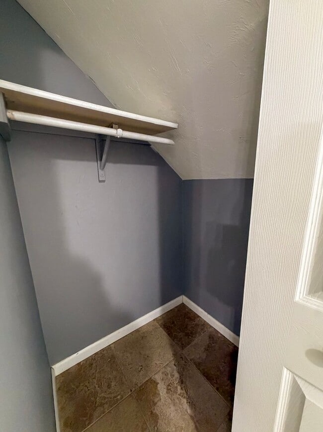 Foto del edificio - 2BR/1.5BA Townhouse in Mill Run!