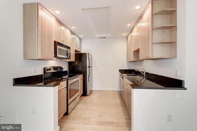 Foto del edificio - 3251 Prospect St NW