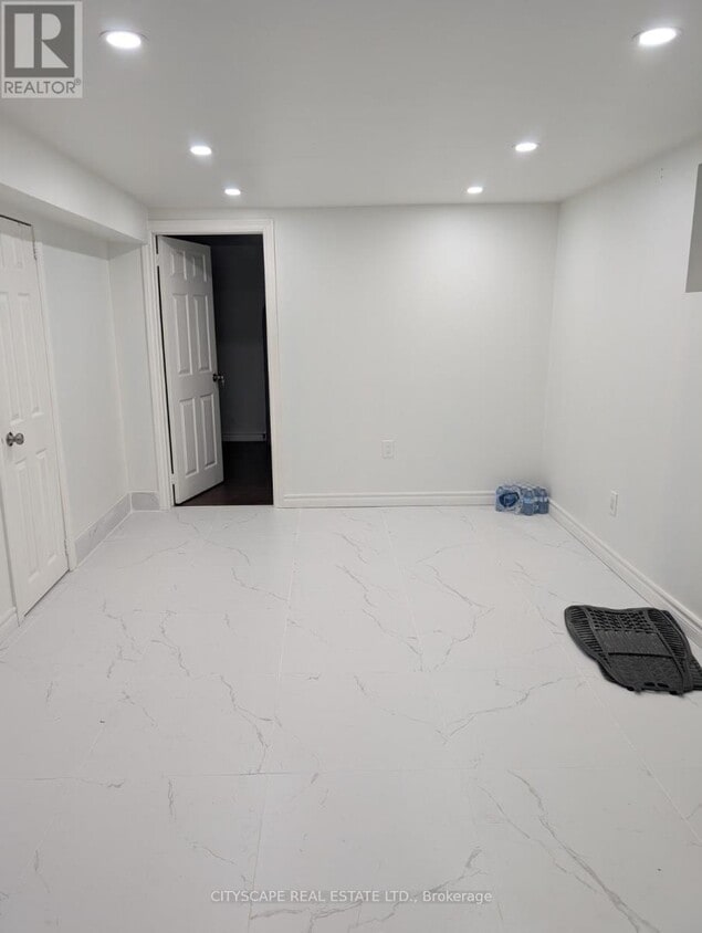 Photo du bâtiment - 38 Jeffton Crescent