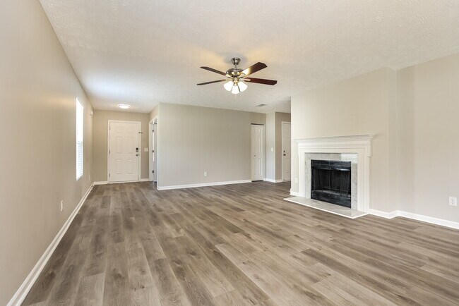 Foto del edificio - 5509 Dory Dr